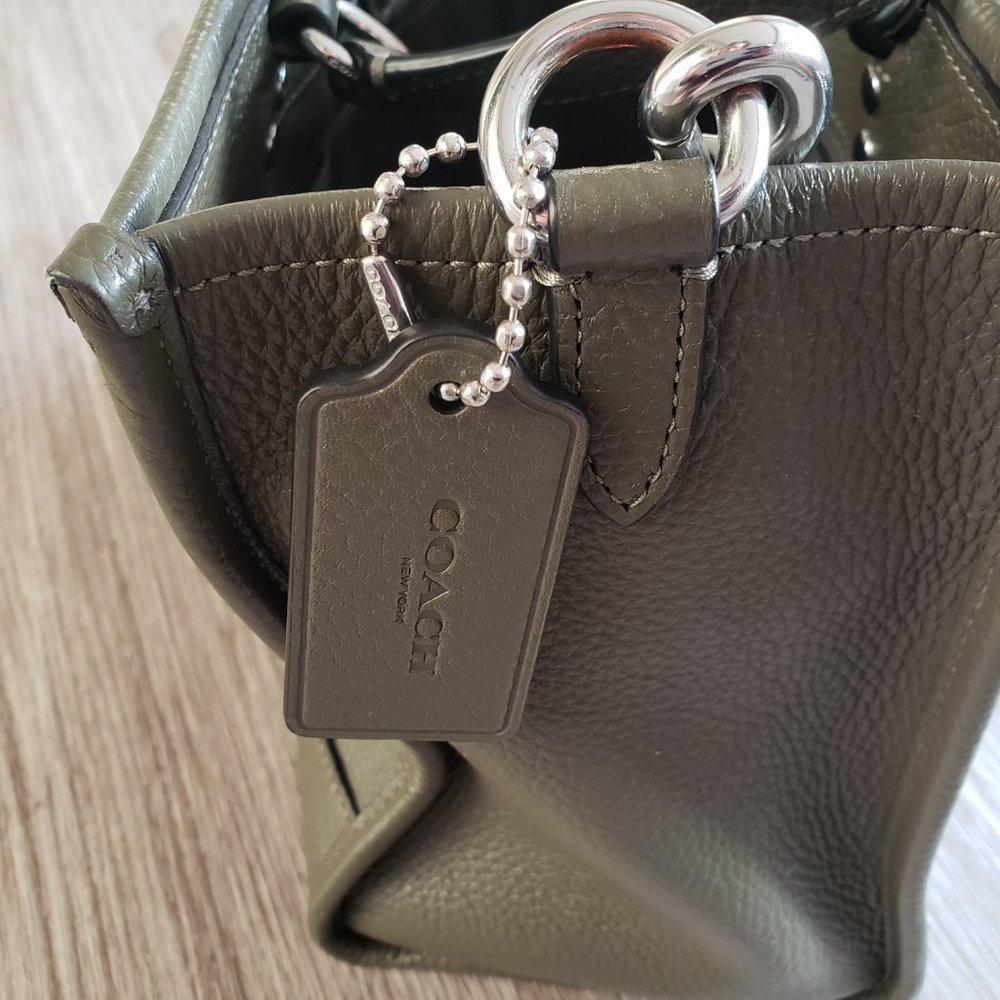 Coach Dempsey Carryall With Patch - Picture 9 of 14